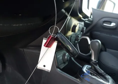 2020 Jeep Renegade Sport 4X4 из США, поврежденный, VIN ZACNJBAB6LPK95941